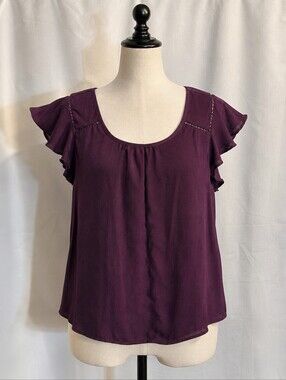 ✨4/$18✨Dark Plum Purple Flutter Sleeve Blouse Size M Business Casual By BLM